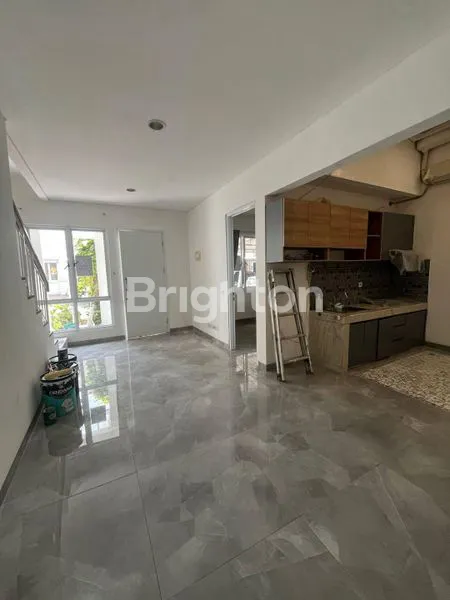 image RUMAH DI GREENWICH PARK BSD SEMI FURNISHED (2)