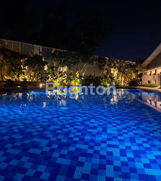 image RUMAH MEWAH DI CLUSTER CARSON - SUMMARECON - GADING SERPONG (7)