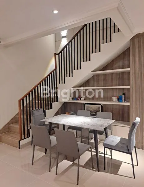 image RUMAH MEWAH DI CLUSTER CARSON - SUMMARECON - GADING SERPONG (5)