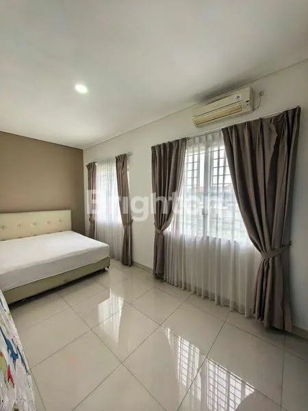 image RUMAH CANTIK 3 LANTAI DI UBUD LIPPO KARAWACI TANGERANG  (4)