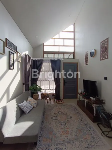 image RUMAH STRATEGIS 3KT, SHM, SIAP HUNI (2)