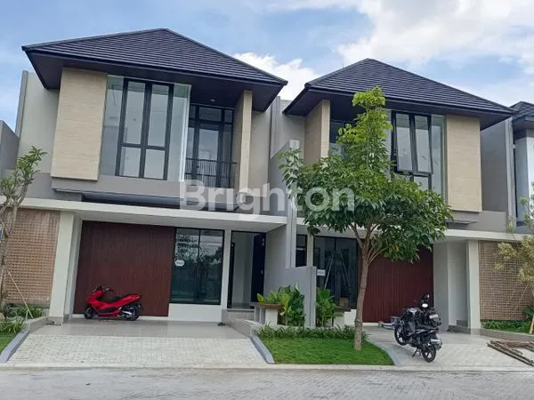 image RUMAH BARU DI JALAN KEMBAR 15 METER DALAM CLUSTER WOODLAND CITRALAND DEKAT UC (2)