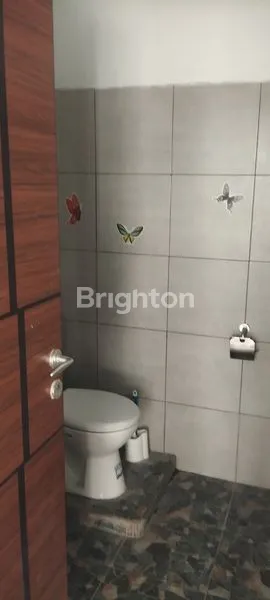 image RUMAH MEWAH 2 LANTAI DI JL. HANG TUAH RENON – LOKASI PREMIUM, SIAP HUNI (5)