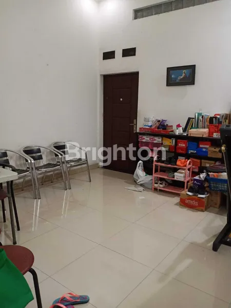 image RUMAH 3 LANTAI SIAP HUNI DI BANDUNG (4)