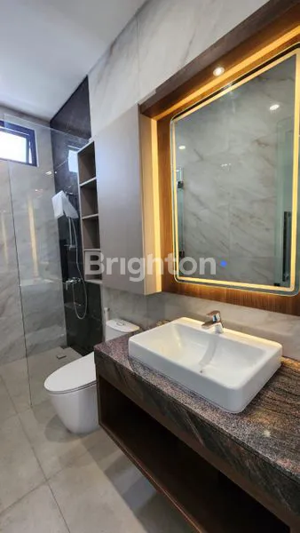 image RUMAH BARU MEWAH DI WOODLAND CITRALAND SURABAYA BARAT (6)