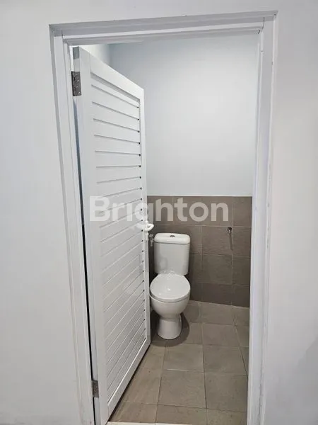 image DISEWAKAN RUMAH 1 LANTAI SIAP HUNI HANYA 2 UNIT SAJA HARGA TERJANGKAU LOKASI STRATEGIS DI KAWASAN GATSU BARAT (7)