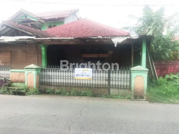 image RUMAH BESAR 2 LANTAI LT 440 M² – CIPAYUNG (7)