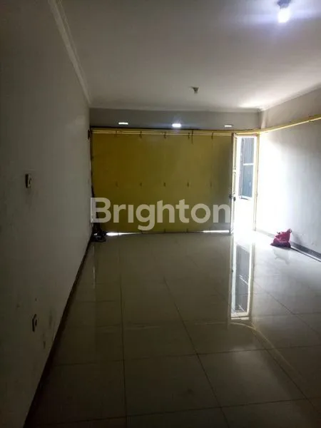 image HUNIAN USAHA 2 LANTAI, LT 66M² DI JALUR RAMAI (2)