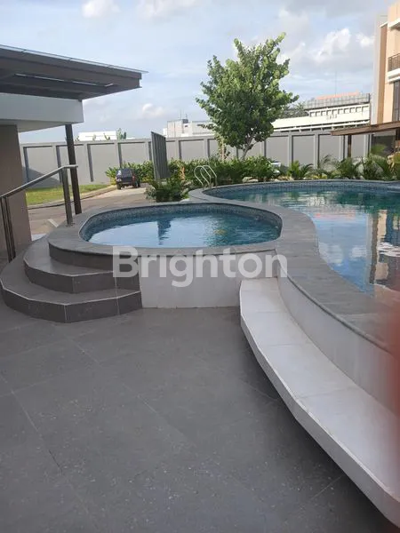 image RUMAH ELEGAN 3 LANTAI DI PONDOK INDAH  (8)