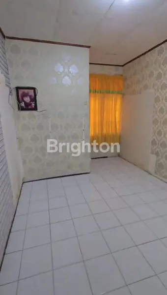 image RUMAH SHM STRATEGIS DI JL. WAHID HASYIM, SAMARINDA (3)