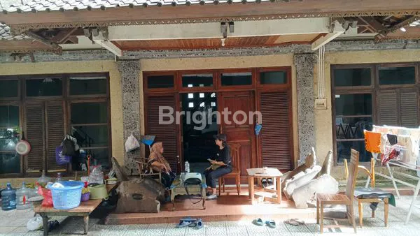 image SATU LOKASI, BANYAK FUNGSI – HUNIAN & BISNIS DI PEDUNGAN (1)