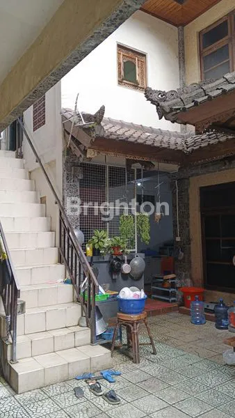 image SATU LOKASI, BANYAK FUNGSI – HUNIAN & BISNIS DI PEDUNGAN (5)