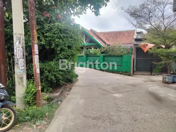 image RUMAH 2 LANTAI SHM DI SUKAMENAK, BANDUNG (5)