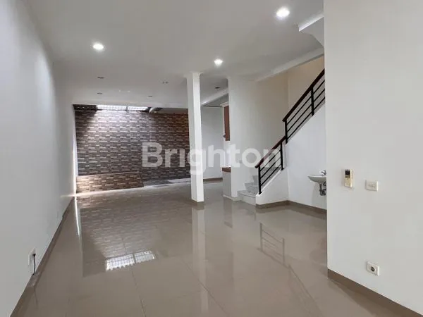 image RUMAH DI SEWA SIAP HUNI TOPAZ GADING SERPONG TANGERANG (6)
