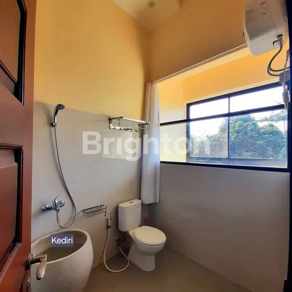 image RUMAH MEWAH ASRI DI KEDIRI, JATIM, INDONESIA (7)