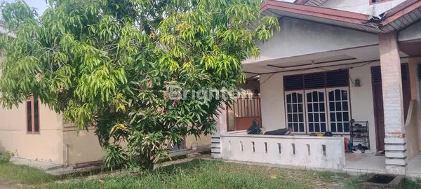 image TANAH DAN TOKO SERTA RUMAH PETAK LUAS TANAH 1.166M2 DI TENGAH KOTA JL. GULAMA, MARPOYAN (4)