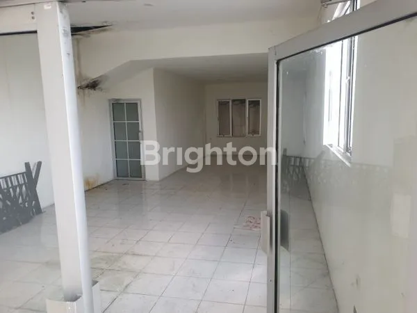 image GUDANG AKSES CONTAINER 40 FEET TEPI JALAN RAYA (7)