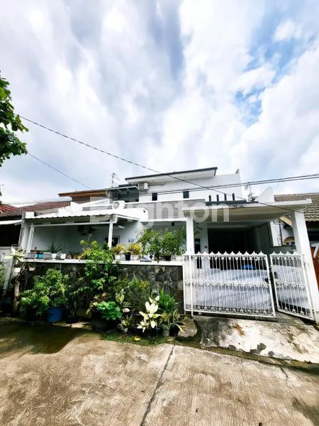 image RUMAH 5 KT SHM LT 100 DI PEKAYON BEKASI (1)