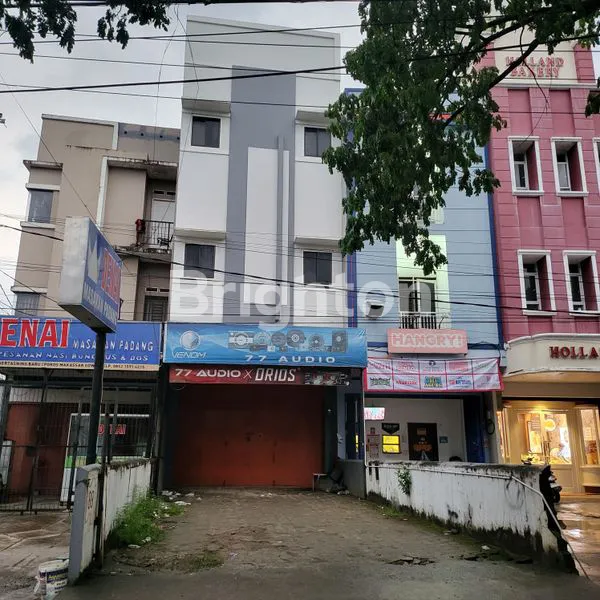 image RUKO STRATEGIS 3 LANTAI DI TUN ABDUL RAZAK (2)