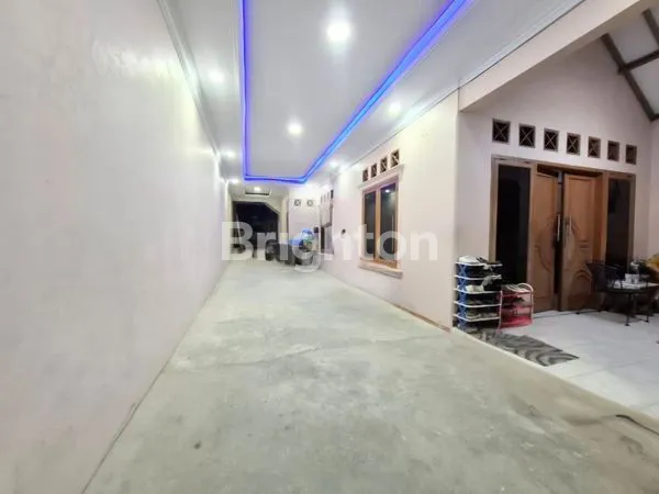 image DIJUAL RUMAH LUAS & STRATEGIS – PERMATA HIJAU, JAKARTA SELATAN (2)