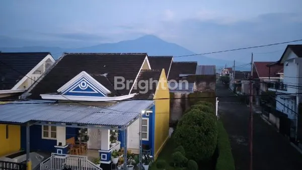 image \\UD83C\\UDFE1 RUMAH 2 LANTAI SIAP HUNI – VIEW GUNUNG SLAMET (5)