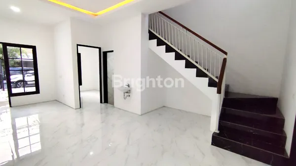 image RUMAH BARU 2LANTAI MINIMALIS MODERN MURAH DI RUNGKUT ASRI (5)