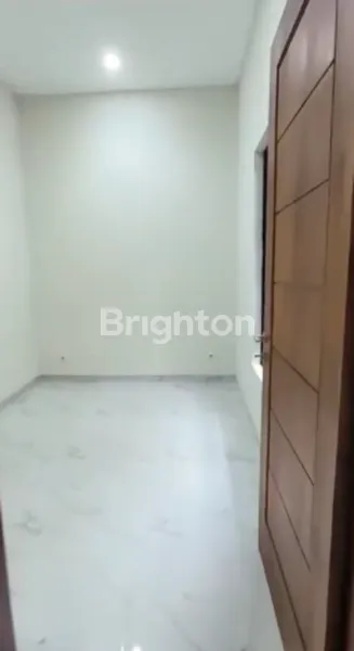 image RUMAH GRESS LOKASI RUNGKUT NIRWANA EKSEKUTIF MERR SURABAYA  (5)