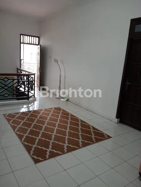image RUMAH FULL FURNISHED DI PERUM PUCANG INDAH (8)