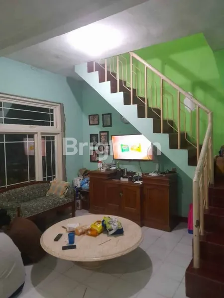 image RUMAH SIAP HUNI RUNGKUT ASRI TERAWAT STRATEGIS DEKAT MERR (3)