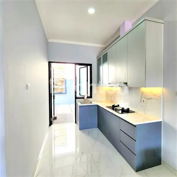 image RUMAH FULL  FURNISHED NEW DI MEDOKAN ASRI- RUNGKUT (5)