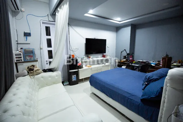 image RUMAH 4 LANTAI 200M2 DI CITRA 2 EXT, KALIDERES, KEBON JERUK, JAKARTA BARAT, SHM (5)