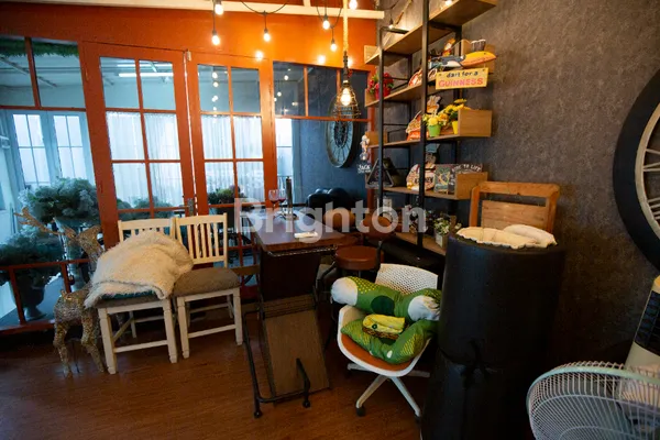 image RUMAH 4 LANTAI 200M2 DI CITRA 2 EXT, KALIDERES, KEBON JERUK, JAKARTA BARAT, SHM (7)