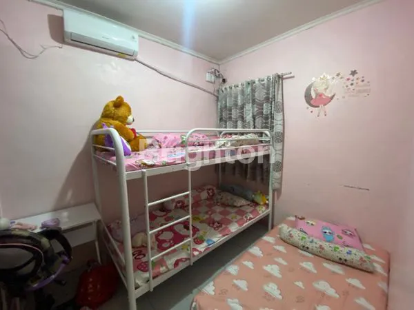 image RUMAH 2 LANTAI PERUMAHAN PESONA LAGUNA 2 CILANGKAP DEPOK (6)