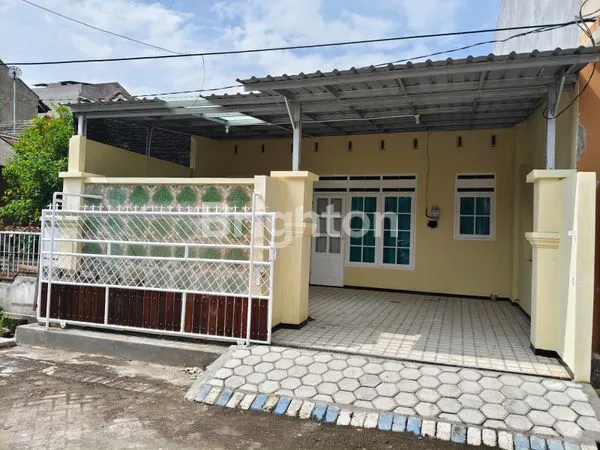 image RUMAH BARU RENOV TENGAH KOTA (1)
