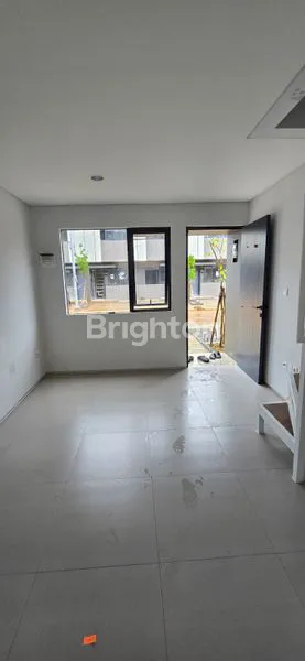image RUMAH SIAP HUNI 2 LANTAI DI PARK SERPONG  (1)