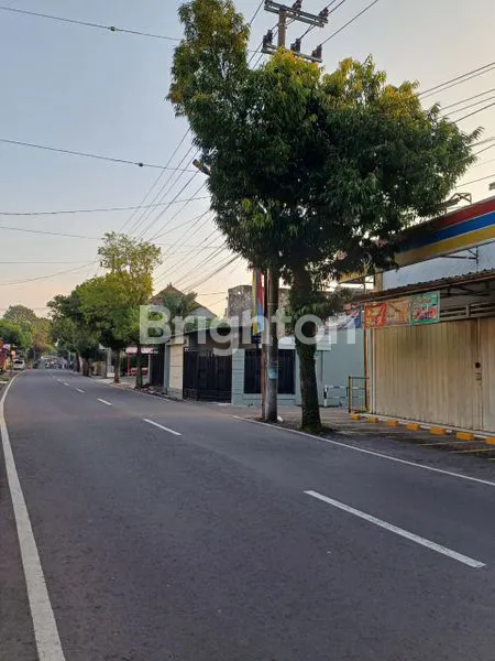 image RUMAH LOKASI STRATEGIS DI PUSAT BISNIS  KOTA MALANG  (3)