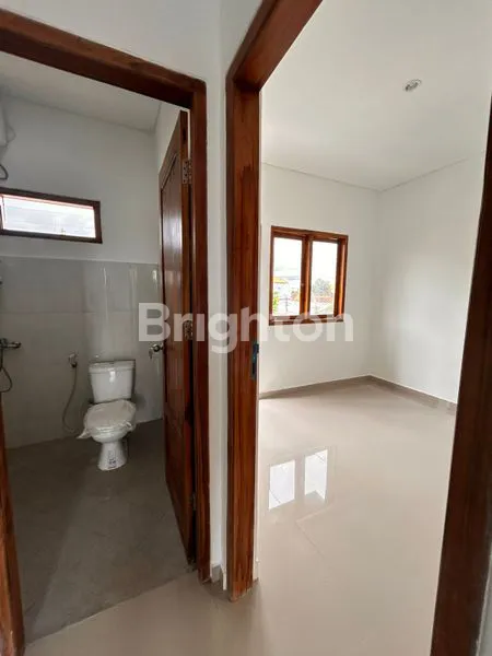 image DISEWAKAN RUMAH 2 LANTAI DENPASAR BARAT (3)