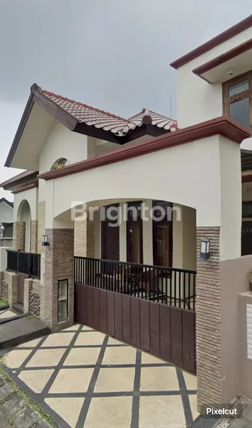 image RUMAH MEWAH DI PERMATA JINGGA, DEKAT UB (1)