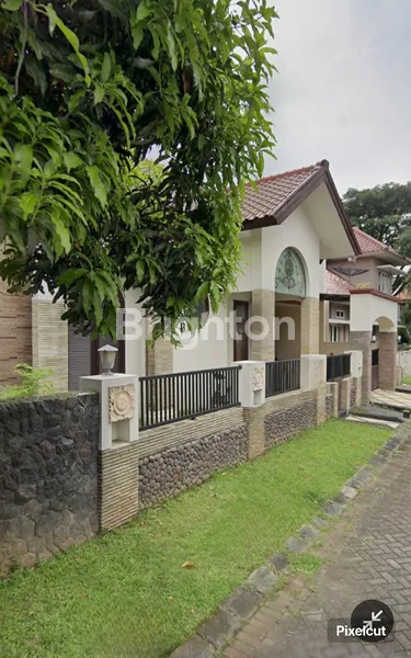 image RUMAH MEWAH DI PERMATA JINGGA, DEKAT UB (2)