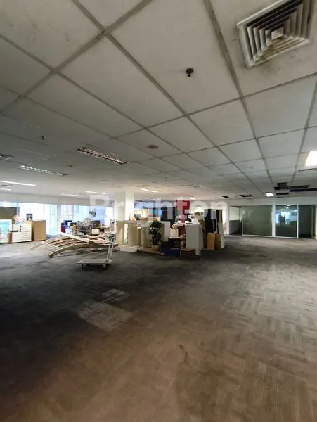 image KANTOR EKSLUSIF - GEDUNG CNI JAKARTA BARAT   (5)