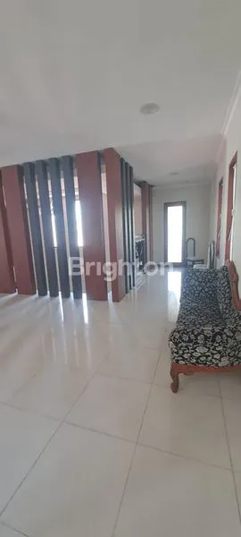 image DISEWA: RUMAH MEWAH 2 LANTAI, LT 460 M², FULL FURNISH, BALIKPAPAN BARU (4)