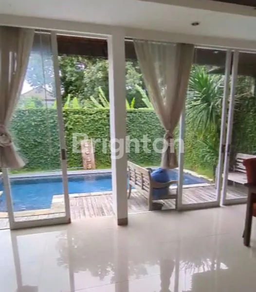 image RUMAH STYLE VILA DI TAMAN SARI KEROBOKAN (1)