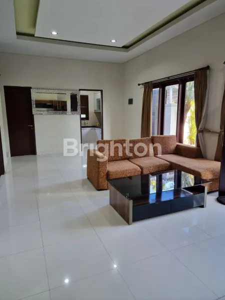 image RUMAH VILLA 2 LANTAI DI OBYEK WISATA DI SUNSET ROAD (6)