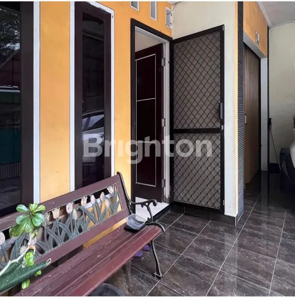 image RUMAH STRATEGIS SELANGKAH DARI PUSKESMAS CEGER, CIPAYUNG JAKARTA TIMUR (2)