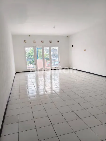 image RUKO SIAP UNTUK USAHA DI LINGKAR TIMUR (3)