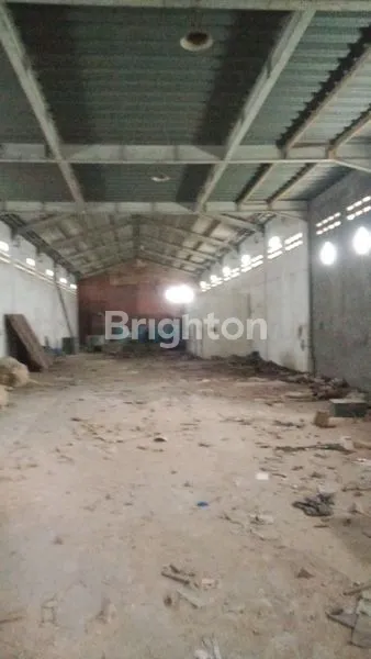 image DISEWAKAN GUDANG LUAS MOJOKERTO (2)