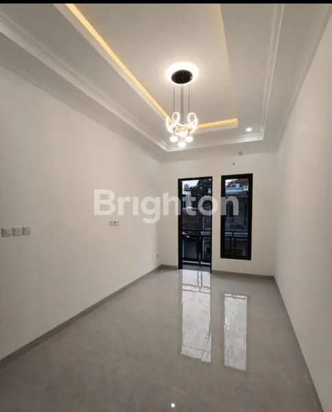 image RUMAH SUDAH RENOVASI SIAP HUNI DI KENCANA LOKA BSD (5)