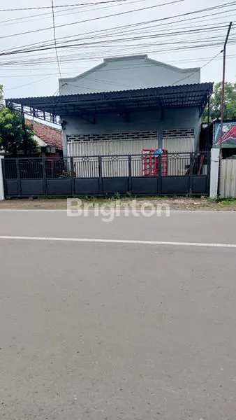image DISEWAKAN GUDANG 2 LANTAI NOL JALAN MOJOKERTO (1)