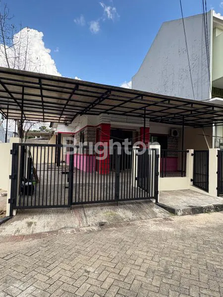 image HUNIAN HOEK BERSIH TERAWAT DI GRIYA PERMATA (2)