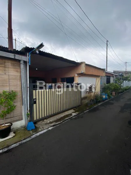 image RUMAH DI JUAL SIAP HUNI DI BANYUMANIK SEMARANG (1)